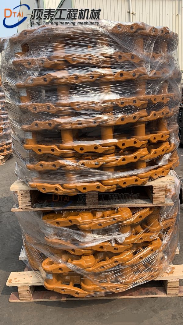Excavator Undercarriage Spare Parts EX120 Track Chain Track Link Assembly
