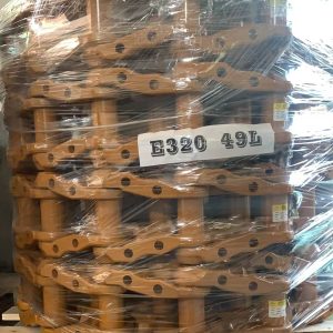 Excavator Undercarriage Spare Parts Track Chain and Track Link Assembly E320