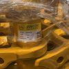 Caterpillar Undercarriage Parts D6H TRACK LINK ASSY 41 LINKS 8E9037 - LINK AS, TRACK 45L