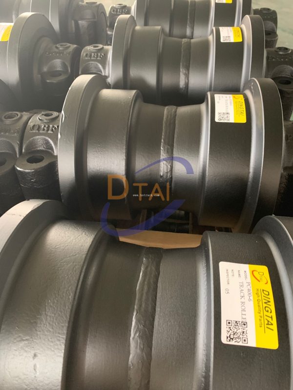 Excavator undercarriage parts Track roller/Bottom roller/Down roller for PC400-6 accessories BEST SELLING KM1743-K
