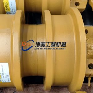 Bulldozer undercarriage parts Track roller/Bottom roller/Down roller for D65