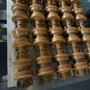 Bulldozer D20 High quality Track roller Bottom roller Down roller Group with competitive Price