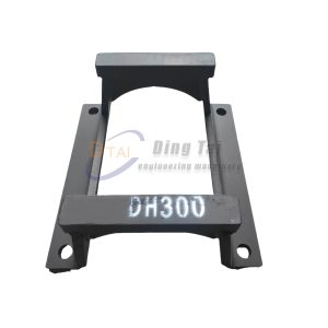 High quality Track guard Excavator undercarriage parts of DH300